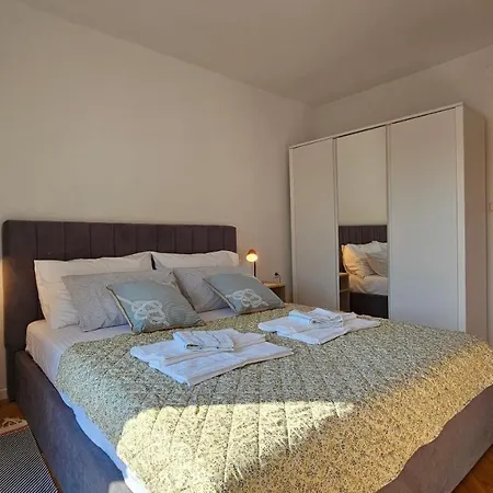 Gardelin Paklenica Apartamento