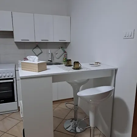 דירה Gardelin Paklenica *