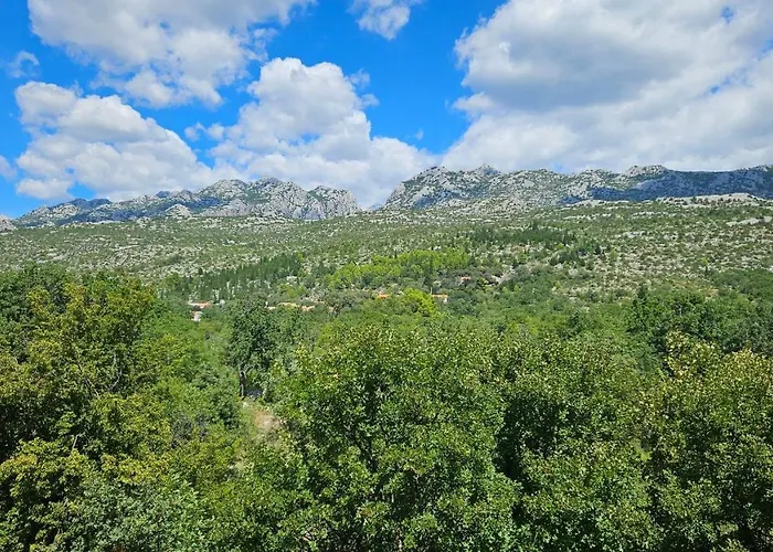 Апартаменты Gardelin Paklenica *