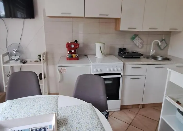 Gardelin Paklenica * Селине